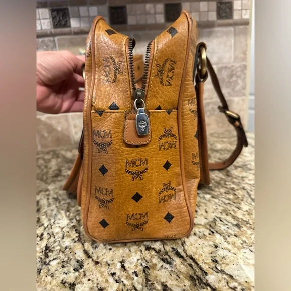 MCM Cognac Visetos Satchel ✨🎉Host Pick 🎉✨ - Picture 4 of 16